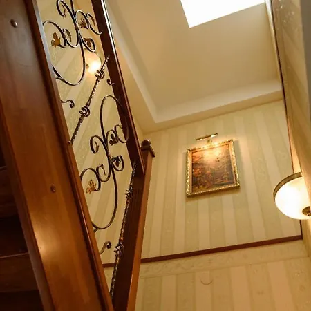 Chale Graal Hotel Truskavets