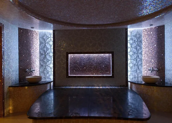 Chale Graal Hotel 4*